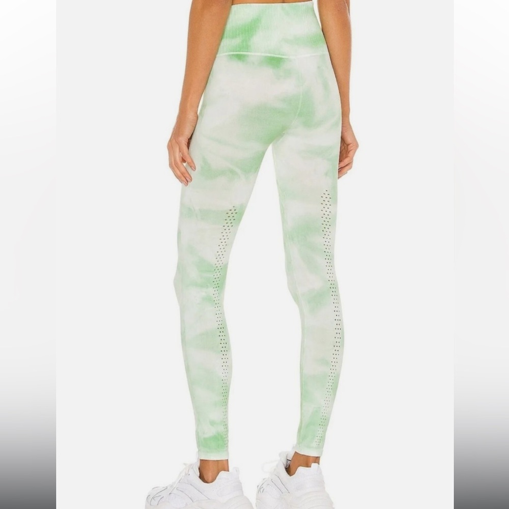 Free People Movement • Good Karma Electric Athletic Leggings Size XS / Small NEW